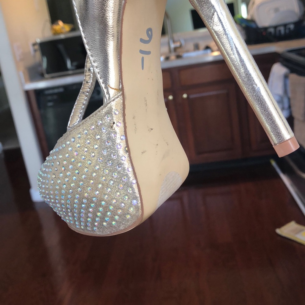 Platform formal heels - Picture 2 of 5